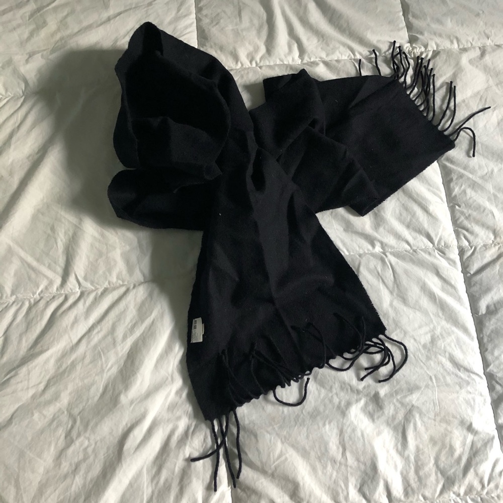 Uniqlo Navy Blue Cashmere Scarf